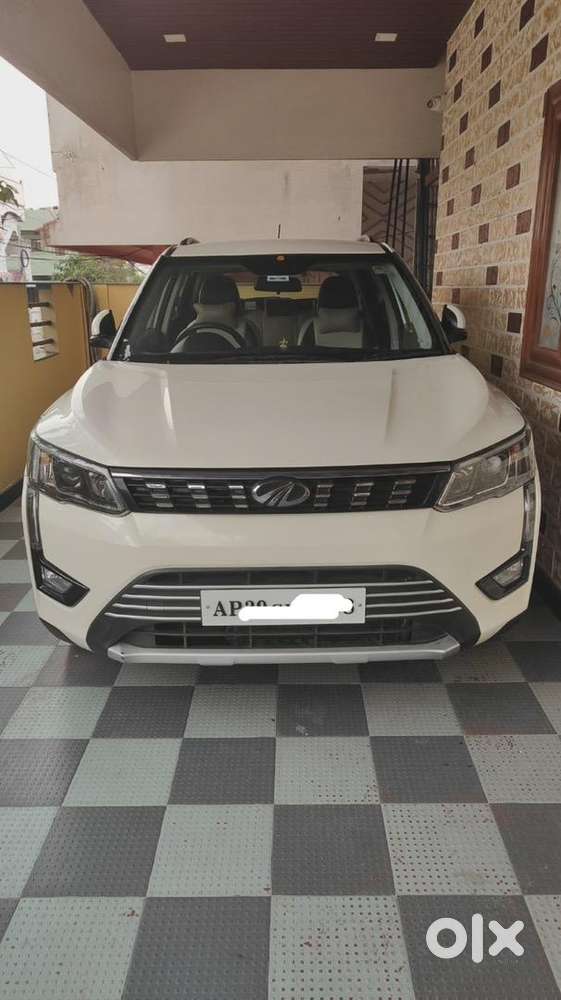 Mahindra Xuv300 2019 W8 Diesel Bs4 Well Maintained With All New Tyres