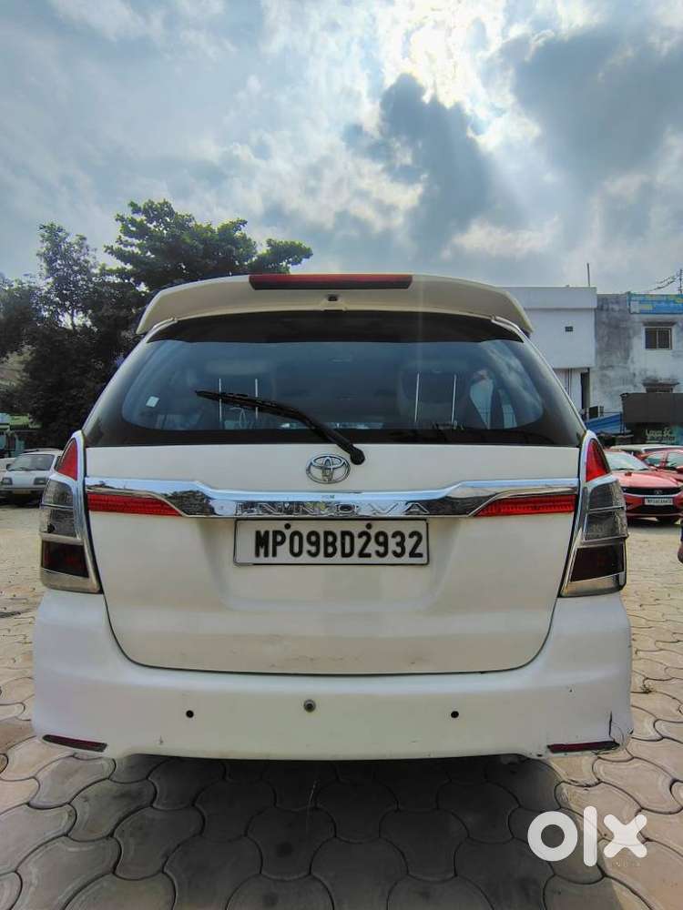 Toyota Innova 2.5 G (diesel) 7 Seater, 2015, Diesel