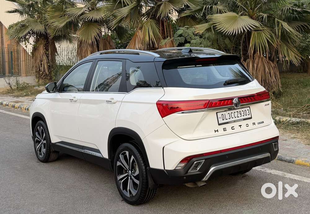 Mg Hector Plus Savvy Pro 1.5 Turbo Petrol Cvt 7 Str Dual Tone, 2024,..