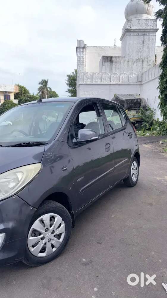 Hyundai I10 Sportz Petrol 2010