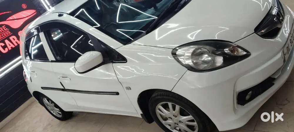 Honda Brio 1.2 E Mt  Mint Condition