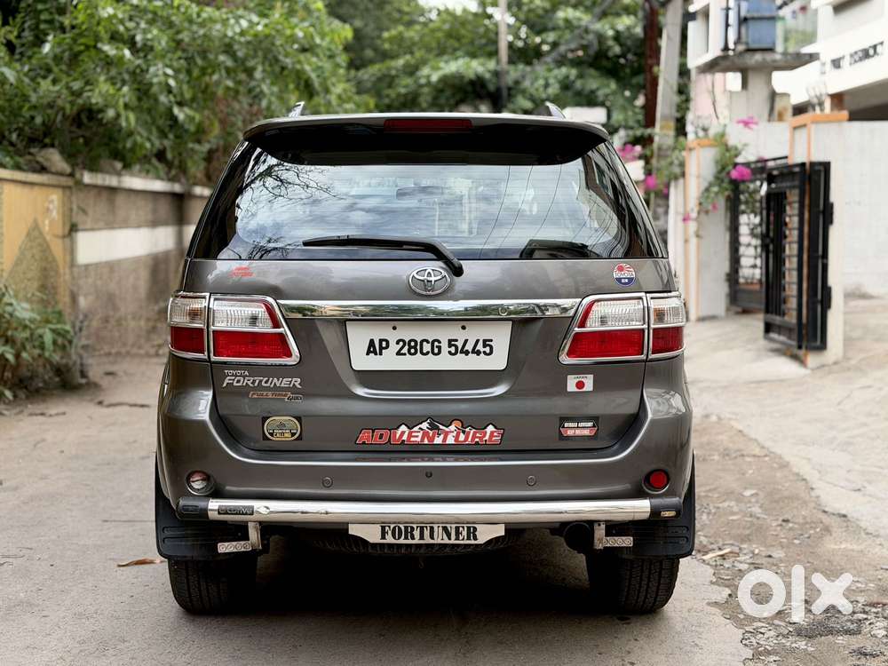 Toyota Fortuner 3.0 4x4 Manual, 2011, Diesel