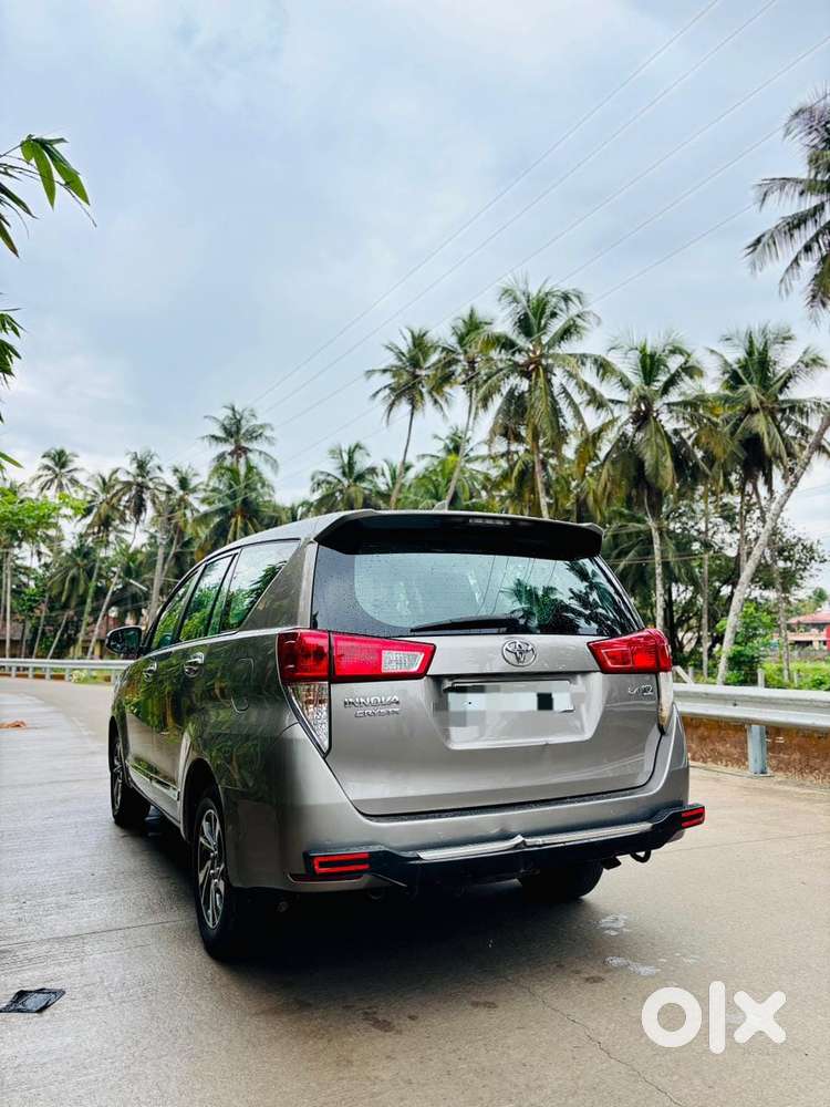 Toyota Innova Crysta 2.4 V, 2022, Diesel