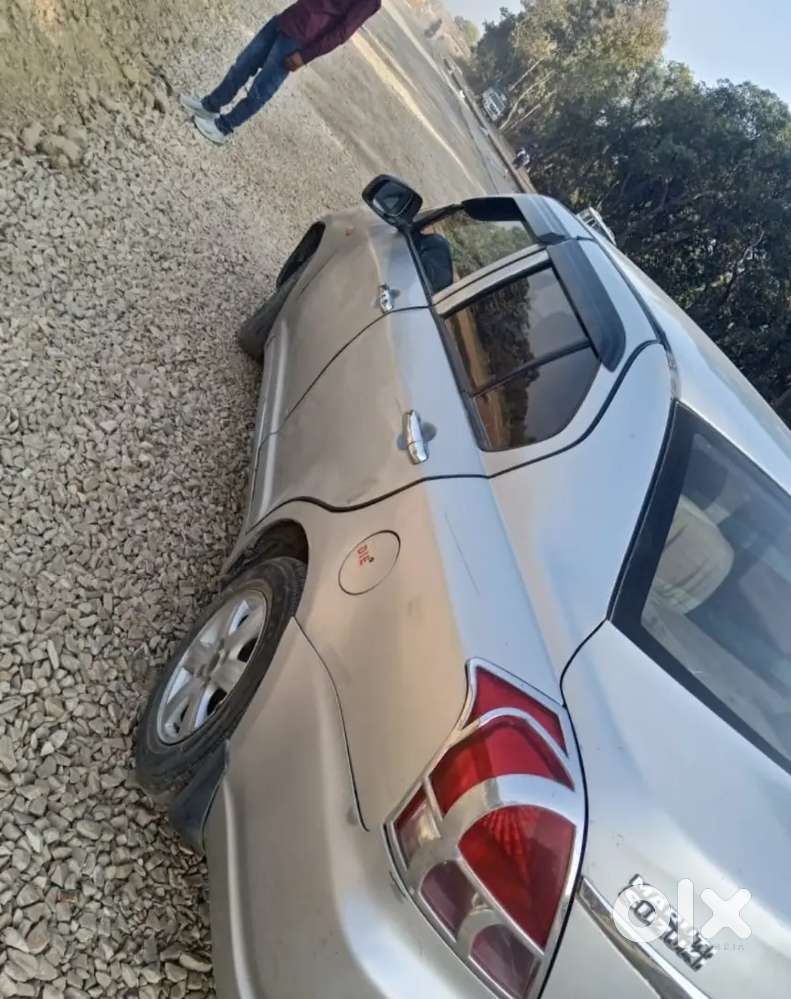 Maruti Suzuki Dzire 2011