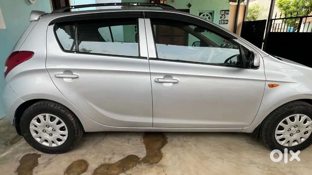 Hyundai I20 2009 Petrol 160000 Km Driven Well Maintained Ac Good