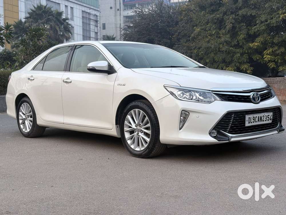 Toyota Camry Hybrid 2.5, 2017, Cng & Hybrids