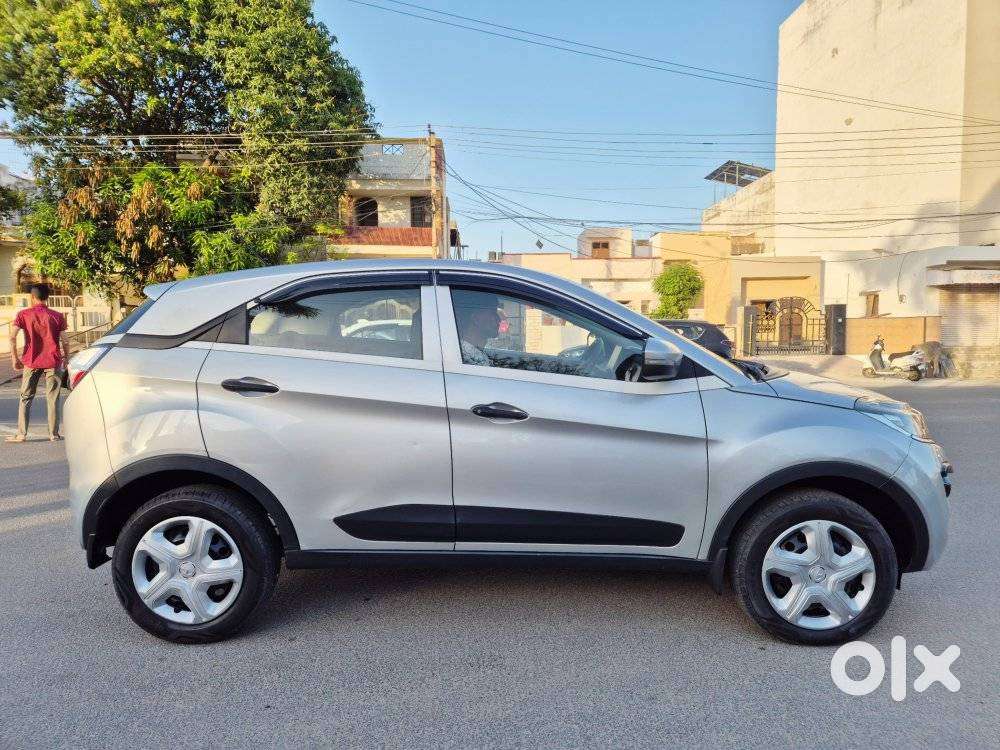 Tata Nexon 1.2 Revotron Xm, 2018, Petrol