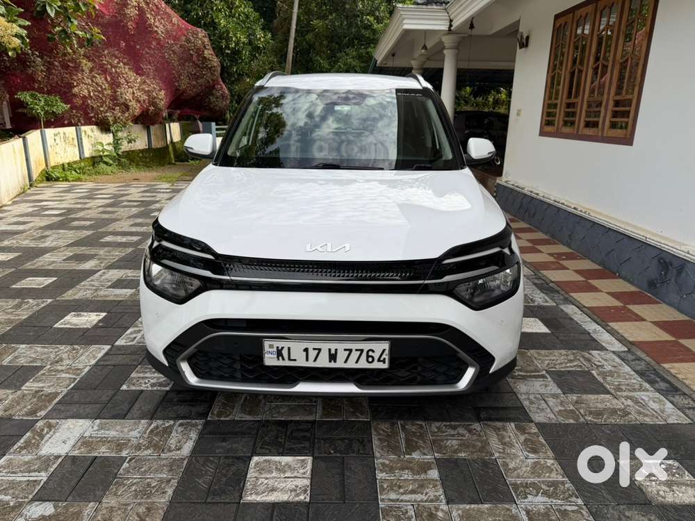 Kia Carens Prestige Diesel (7 Seater) 2022