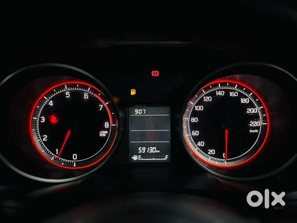 Maruti Suzuki Swift Vxi 1.2 Abs Bs-iv, 2023, Petrol