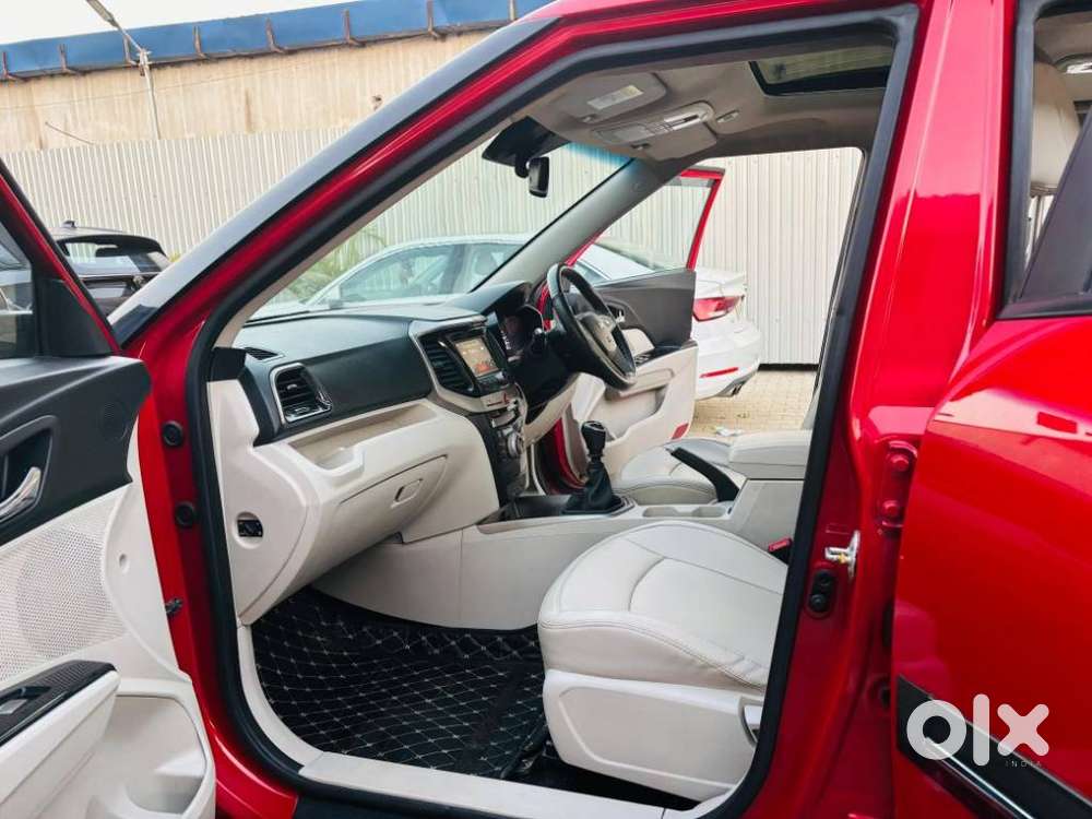 Mahindra Xuv300 W8 Option, 2023, Petrol