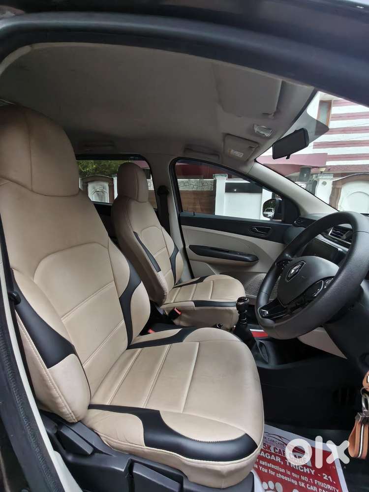 Renault Triber Rxt, 2022, Petrol