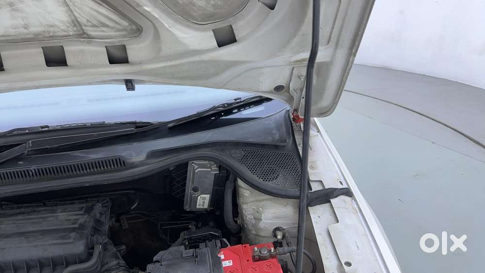 Skoda Rapid 1.6 Mpi At Style, 2018, Petrol
