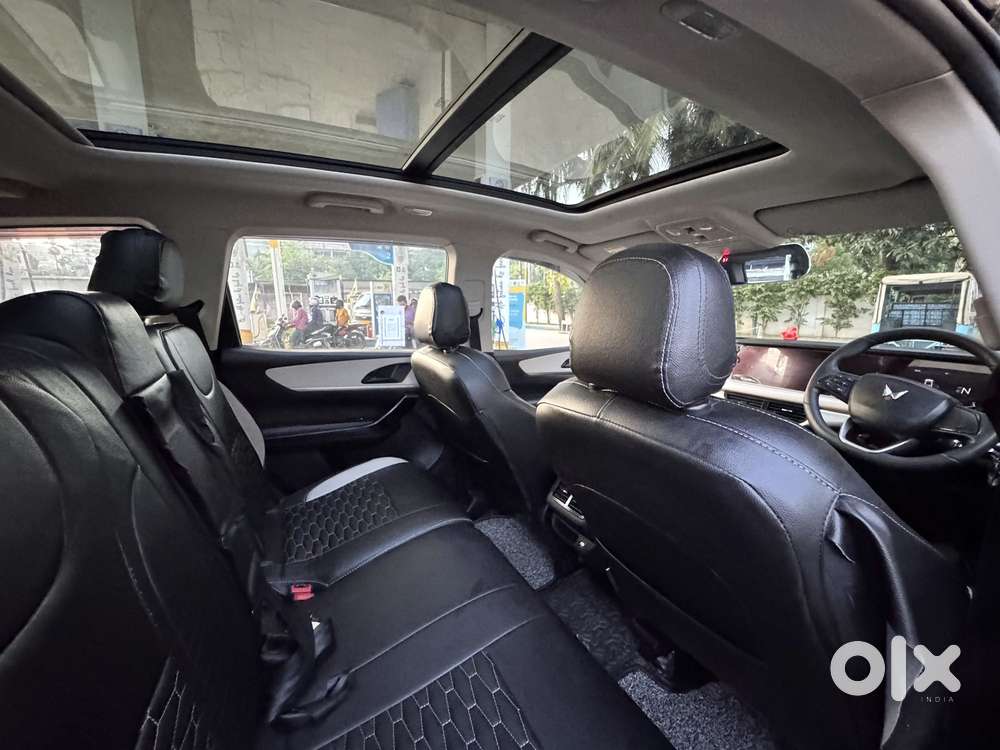 Mahindra Xuv700 2.2 Ax 5 Diesel Mt 7 Str, 2023, Diesel