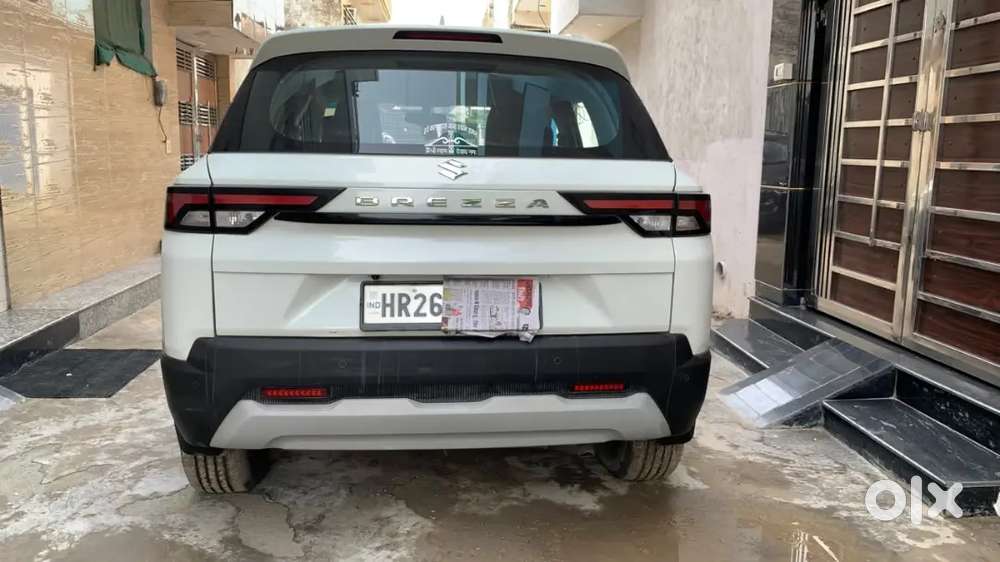 Maruti Suzuki Brezza Lxi 2025