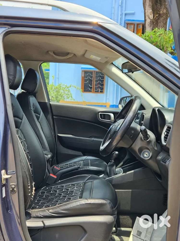 Hyundai Venue S 1.2 Petrol, 2022, Petrol