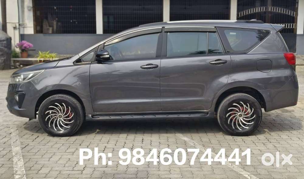 Toyota Innova Crysta 2.4 Gx Mt, 2017, Diesel