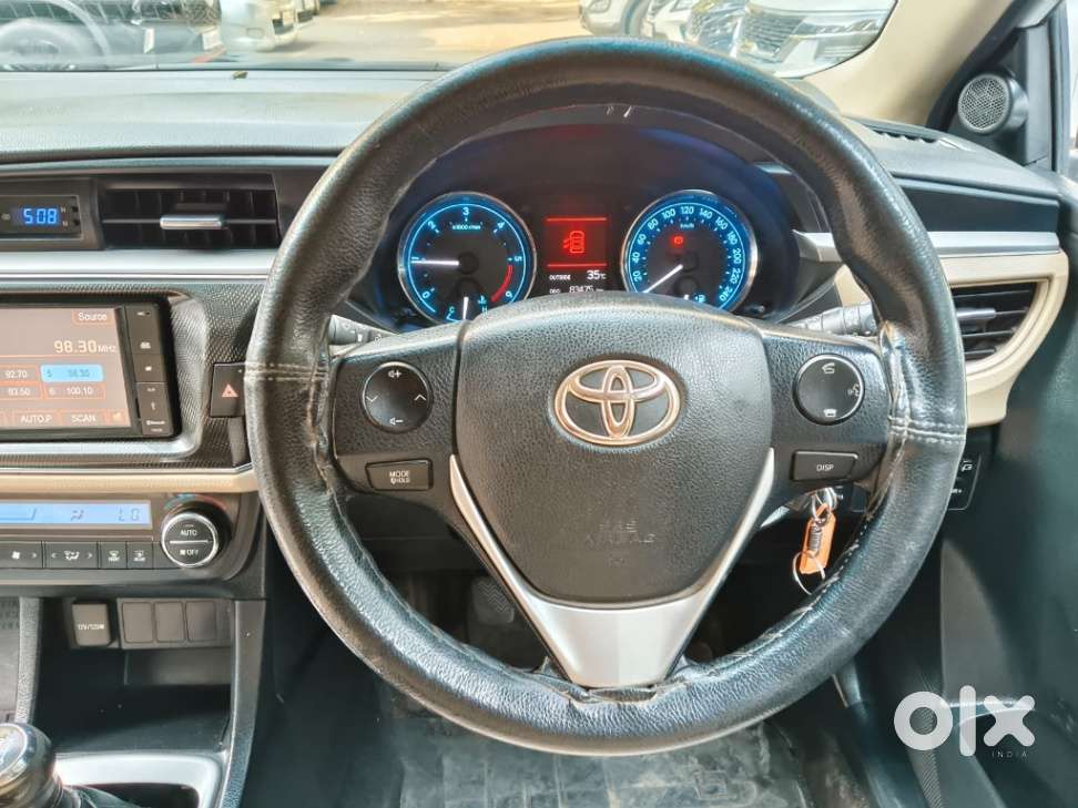 Toyota Corolla Altis 2013-2017 D-4d G, 2015, Diesel