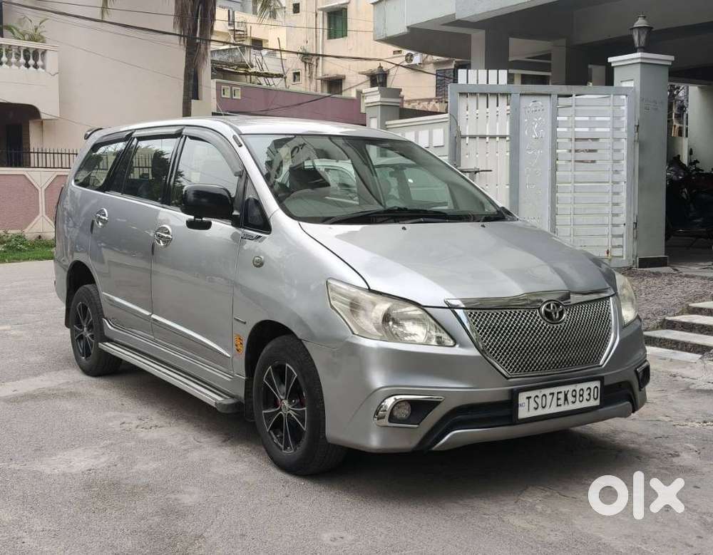 Toyota Innova 2.5 G (diesel) 7 Seater, 2015, Diesel