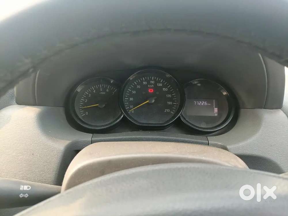 Urgent Sell Renault Duster 2015 Petrol Well Maintained