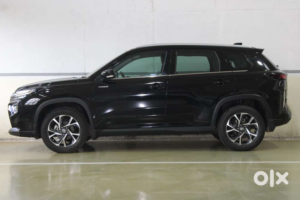 Toyota Urban Cruiser Hyryder 1.5 V Hybrid, 2023, Petrol