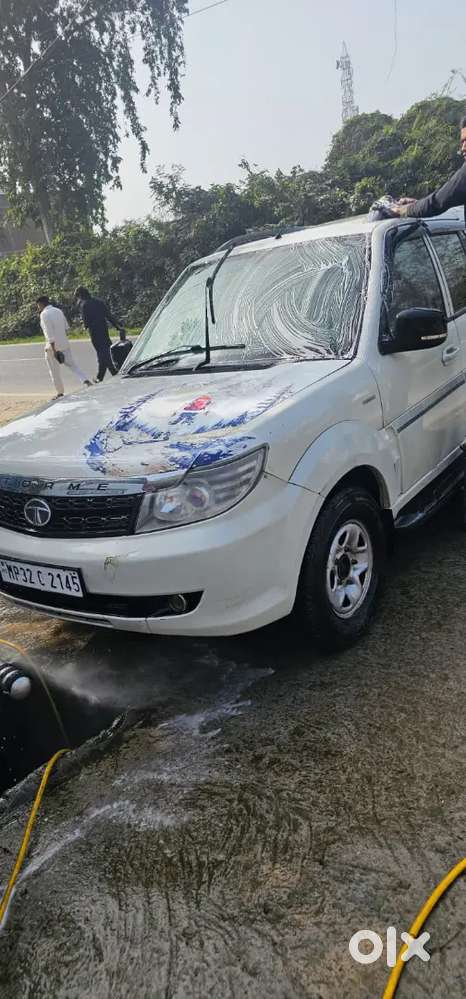 Sell Tata Safari Storme Ex
