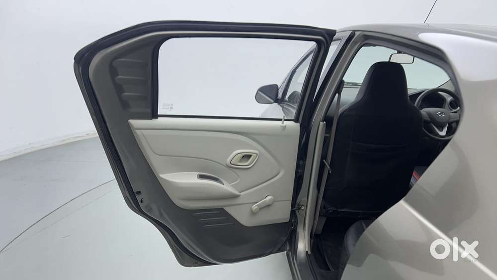 Datsun Redigo T Option, 2017, Petrol