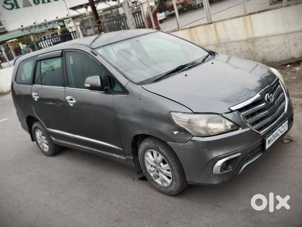 Toyota Innova 2010 Diesel 50000 Km Driven