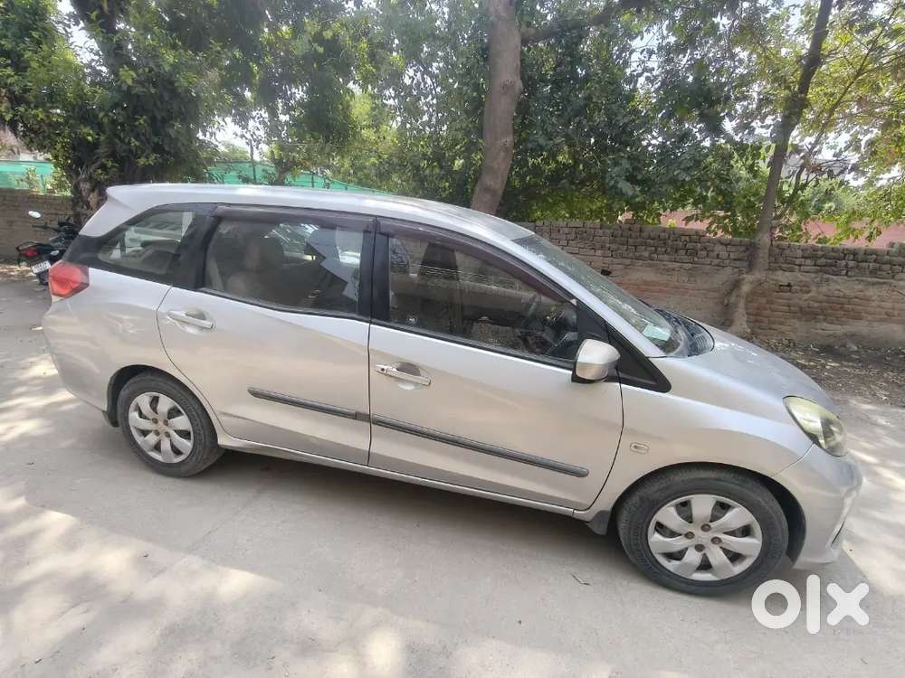 Honda Mobilio 2015