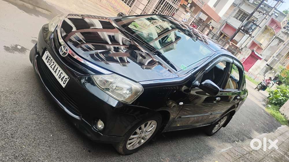 Toyota Etios V, 2012, Petrol