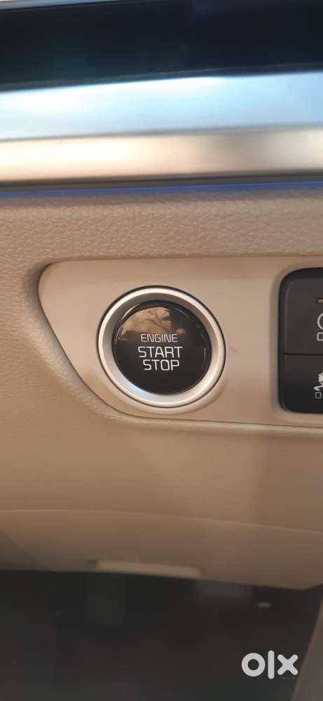Kia Carens 1.5 Luxury Plus Turbo Dct, 2023, Petrol