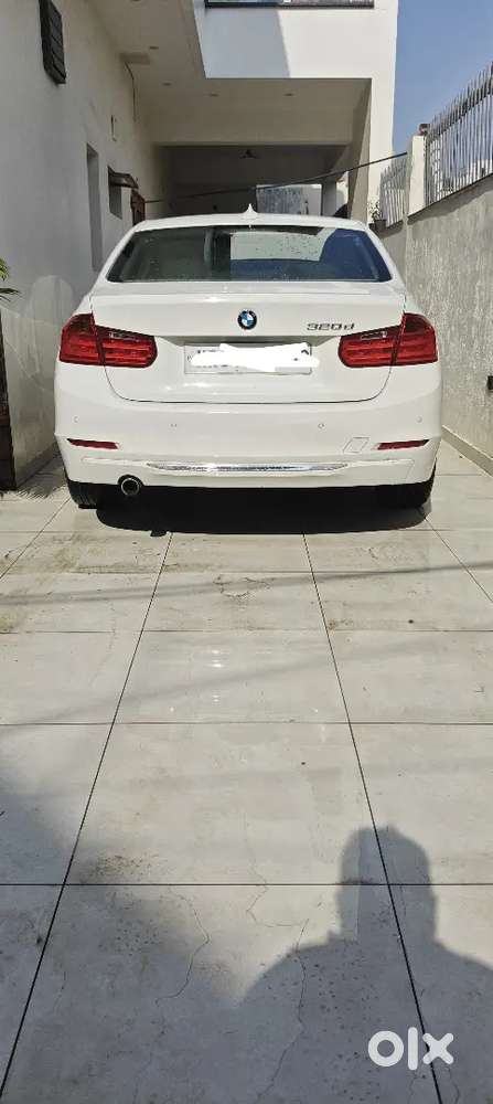 Bmw 3 Series 2.0 2015 Luxury Line 320d