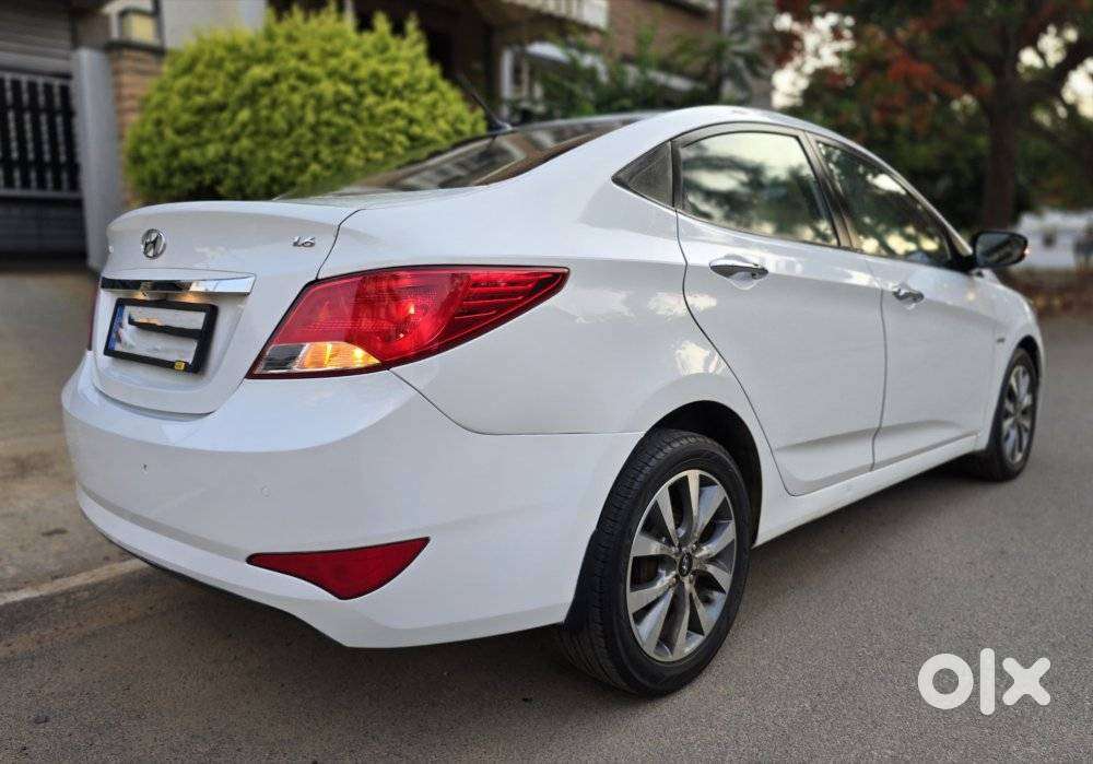 Hyundai Verna 1.6 Vtvt S Option, 2015, Petrol