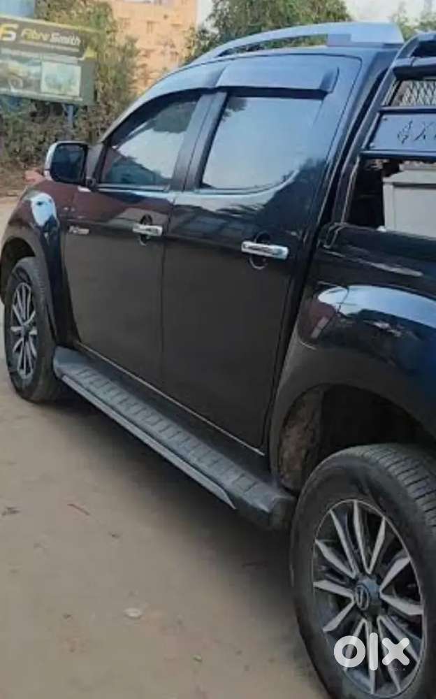 Isuzu D-max V-cross 2023 Diesel