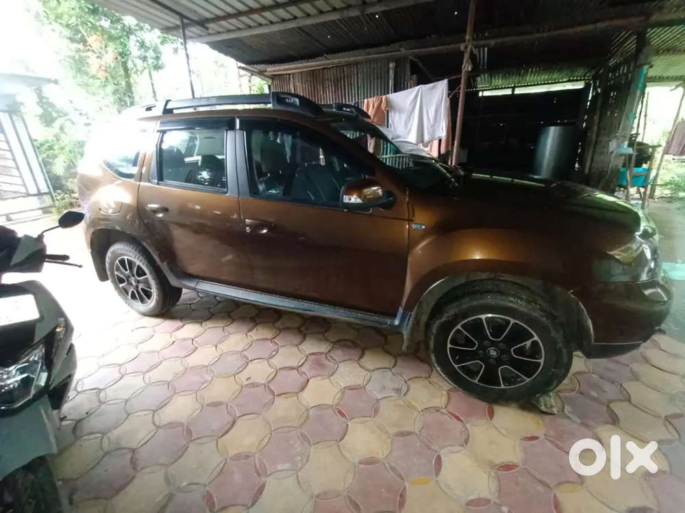 Renault Duster 2018 Petrol 30000 Km Driven