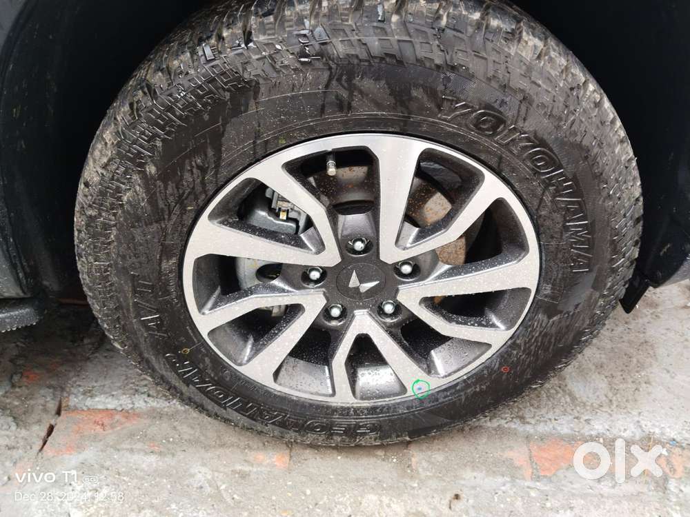 Mahindra Scorpio-n 2.0 Z4 Petrol Mt 7 Str, 2025, Petrol