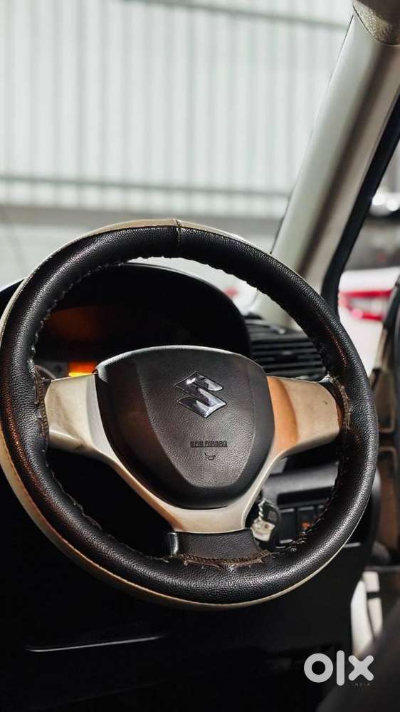 Maruti Suzuki Swift Vxi + Manual, 2016, Petrol