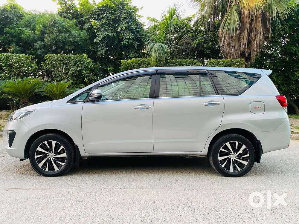 Toyota Innova Crysta [2020-ongoing] 2.4 Zx 7 Str, 2022, Diesel