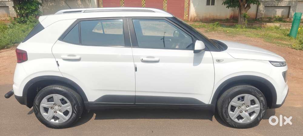 Hyundai Venue S Mt 1.2 Kappa, 2021, Petrol