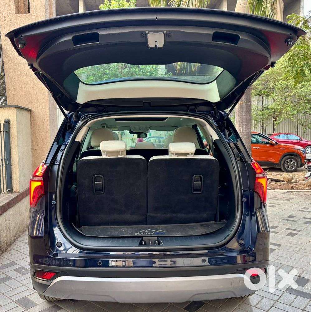Mahindra Xuv700 2.2 Ax 7 Diesel At Luxury Pack Str, 2023, Diesel