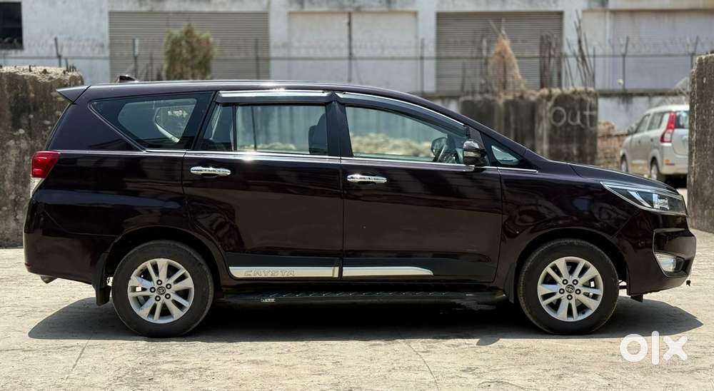 Toyota Innova Crysta 2.8 Gx At, 2017, Diesel