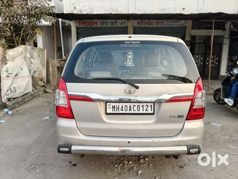 Toyota Innova Well Maintained 2013