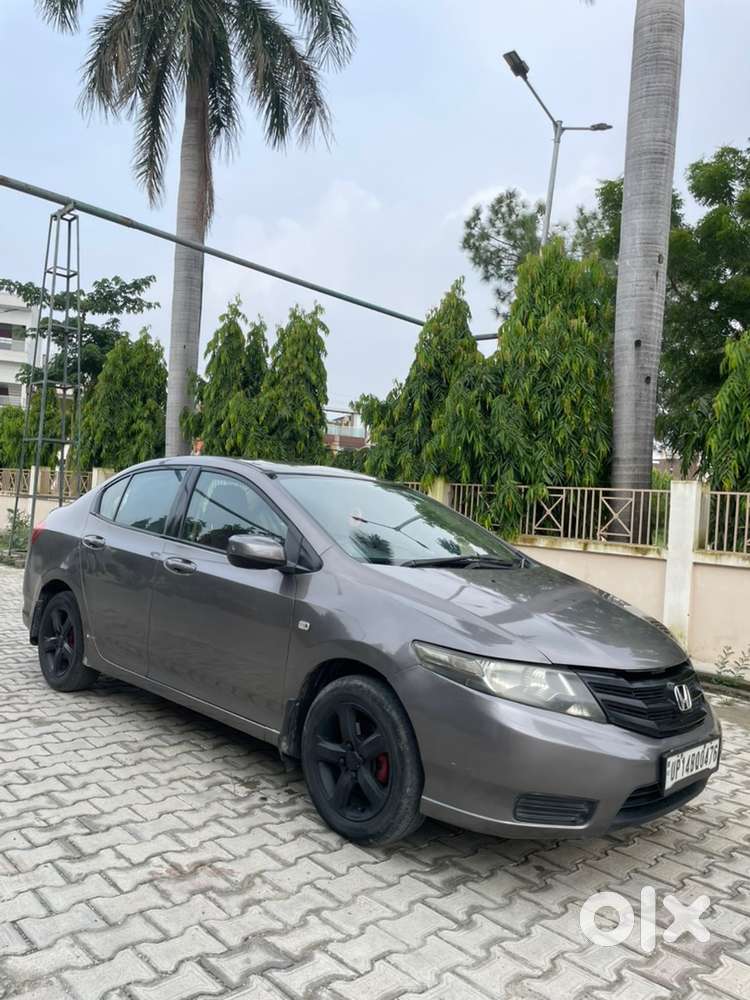 Honda City 2012 Cng With Bucket Seat Cover And Modification