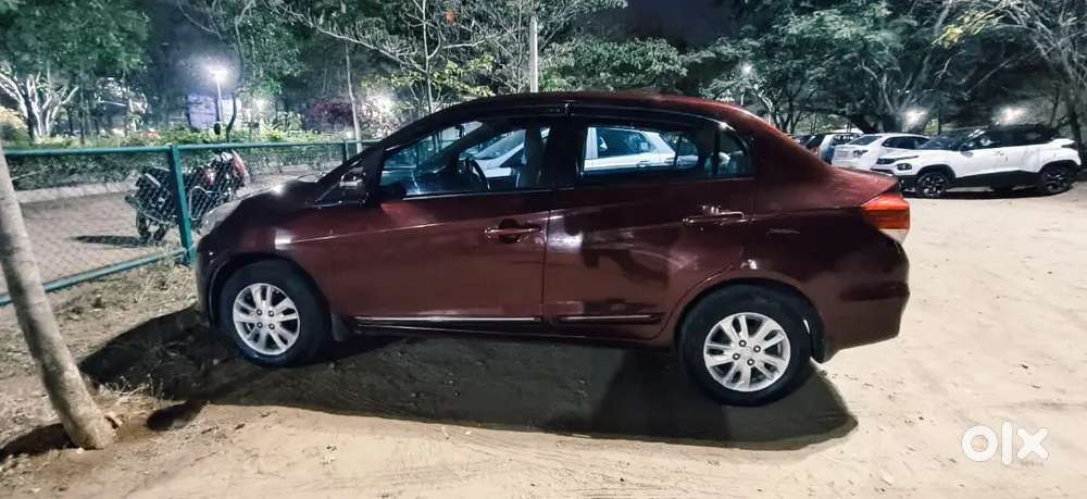 Honda Amaze 2014 Diesel Well Maintained