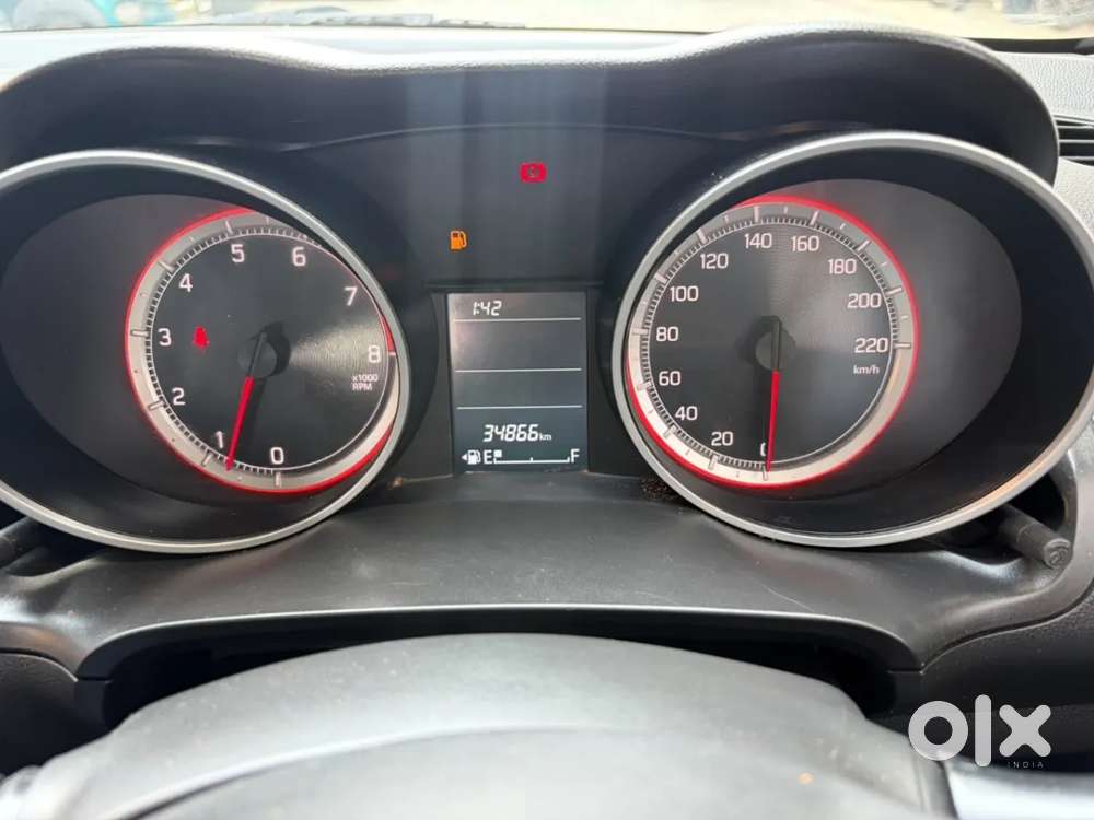 Maruti Suzuki Swift Vxi, 2022, Petrol