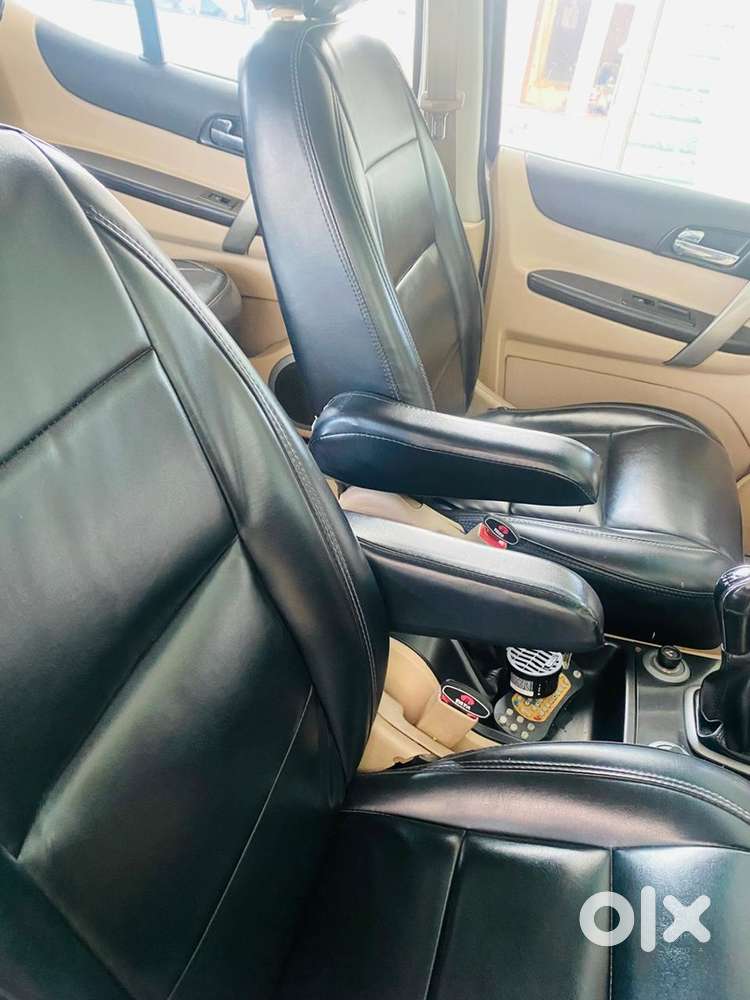 Tata Safari Storme 2014