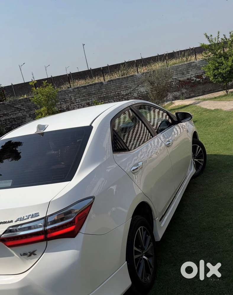 Toyota Corolla Altis 2018 Petrol Well Maintained