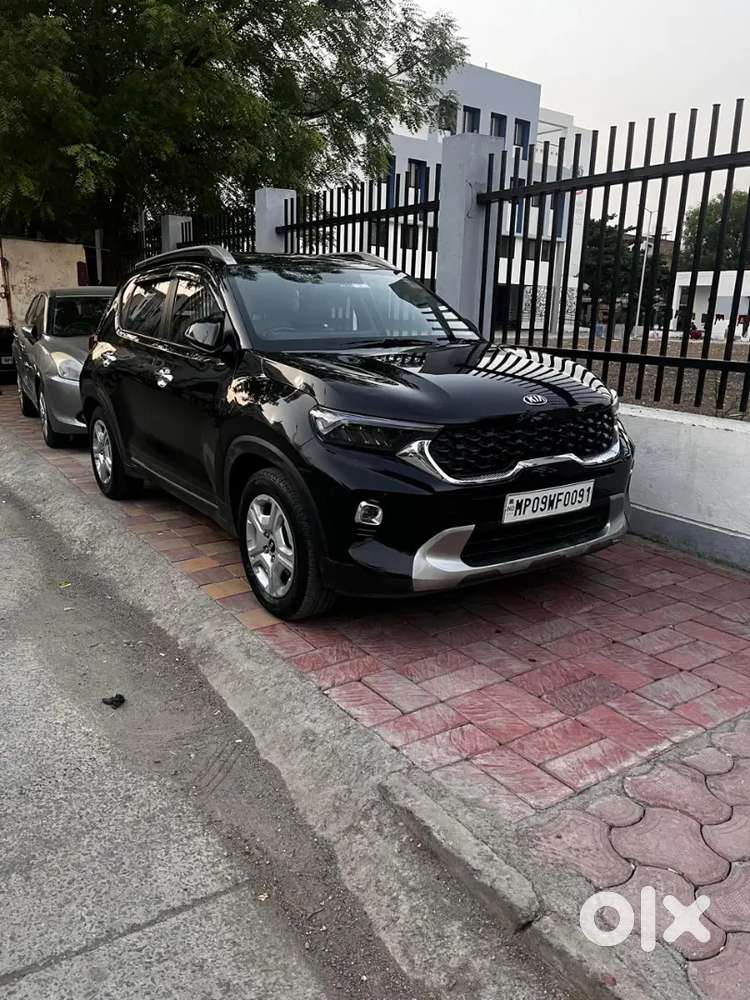 Kia Sonet Diesel Variant With Sunroof