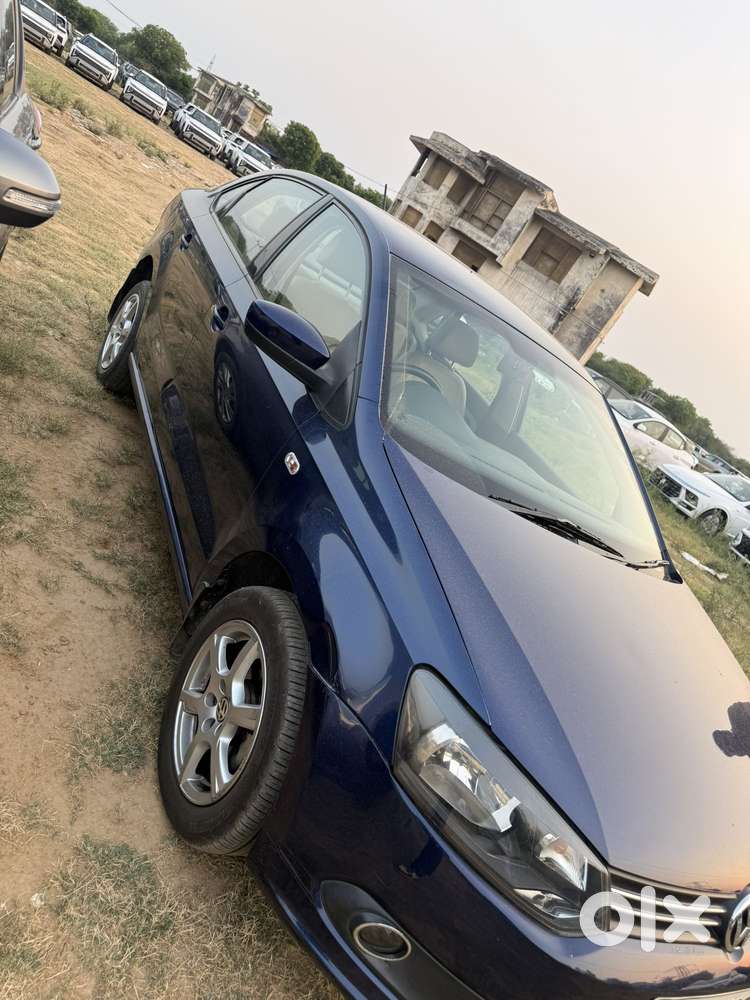 Volkswagen Vento 2010-2013 Ipl Ii Petrol Highline At, 2013, Petrol