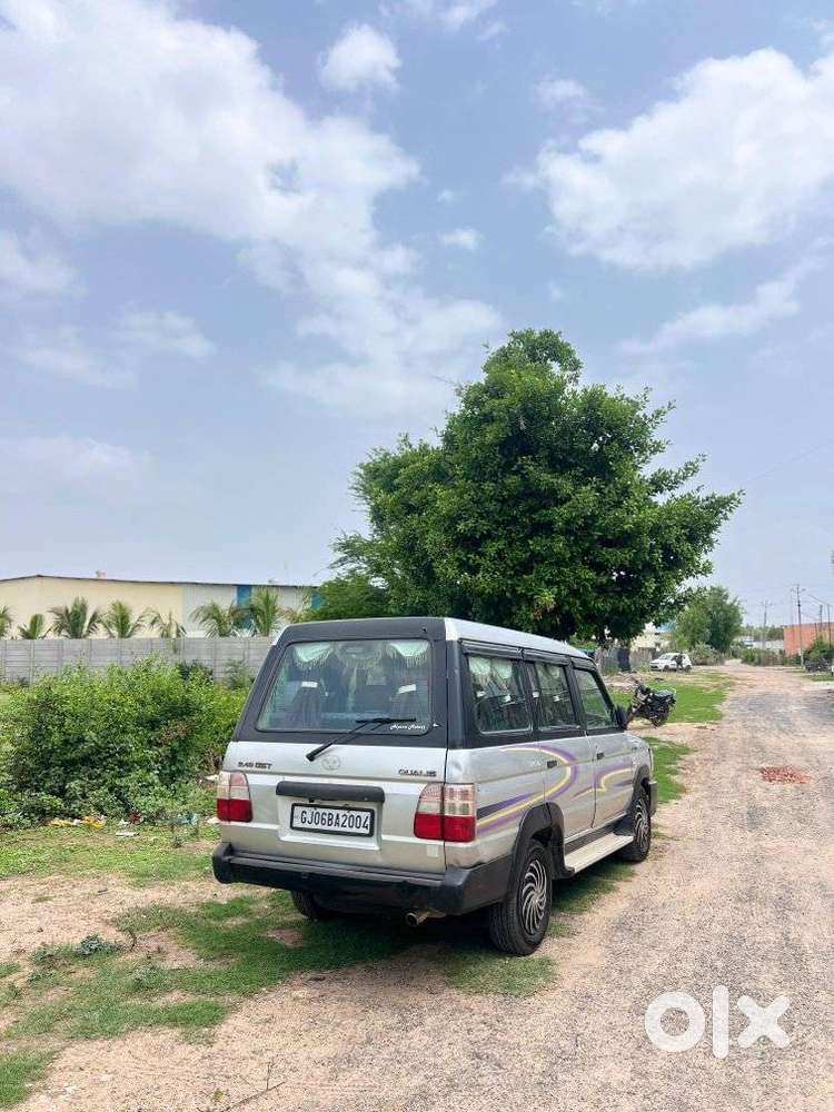 Toyota Qualis Fs 8seater, 2004, Diesel