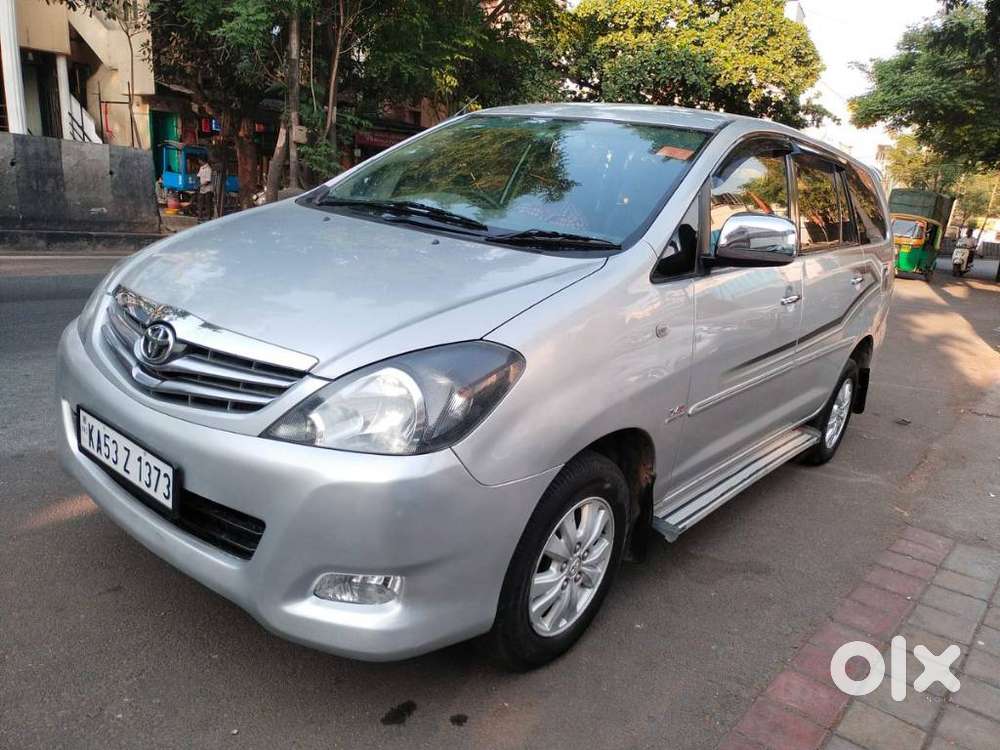 Toyota Innova 2.5 Vx 8 Str Bs-iii, 2011, Diesel